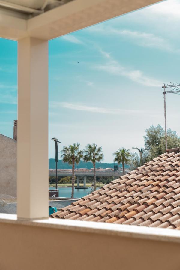Waterfront Apartment Olbia Ngoại thất bức ảnh