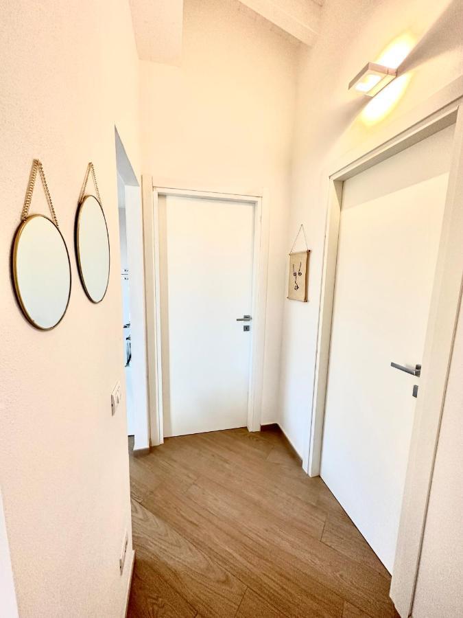 Waterfront Apartment Olbia Ngoại thất bức ảnh